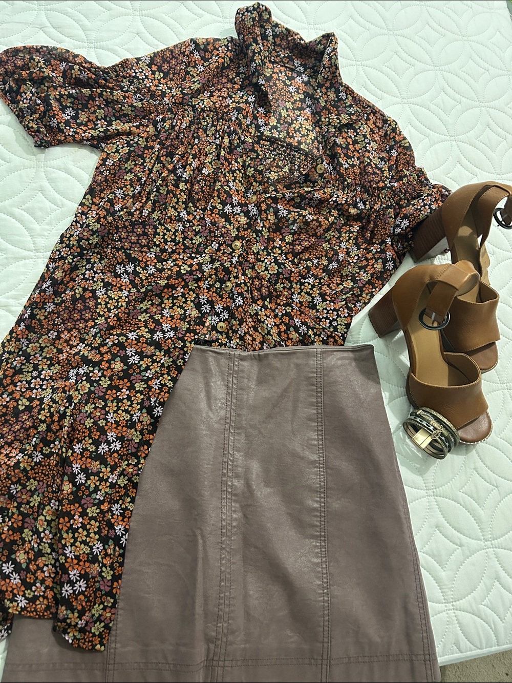 Free People Floral Puff-Sleeve Midi Dress - Picture 4 of 4